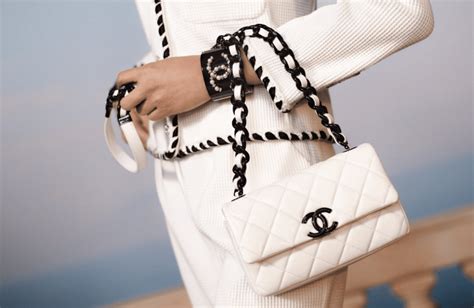 chanel rechtszaak|Chanel is taking What Goes Around Comes Around to court..